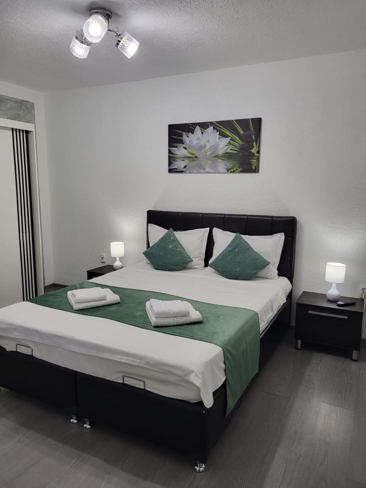 Mona Central Apartment ฮูเนโดอารา ภายนอก รูปภาพ